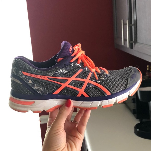 Great condition only worn a hand full of times. - Picture 1 of 3